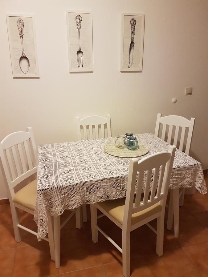 Apartment Luna Drvenik  Extérieur photo